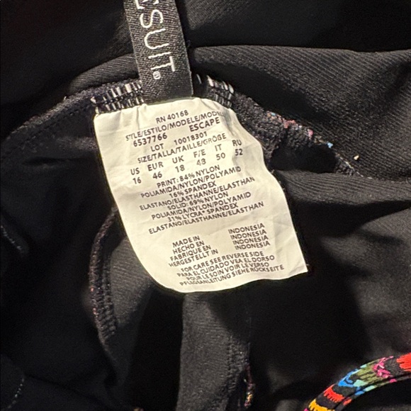 Miraclesuit Raya de Sol Escape One Piece Swimsuit SZ 16 EUC - Picture 6 of 6